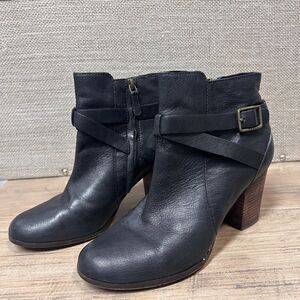 COLE HAAN Grand OS Black Leather Zip High Heel Ankle Boots Size Womens Size 8B